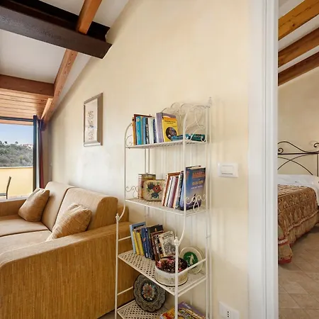 Apartment Mandarino La Ferla